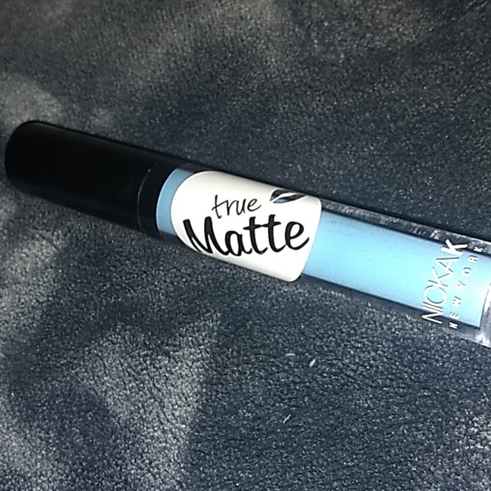 Matte lipstick